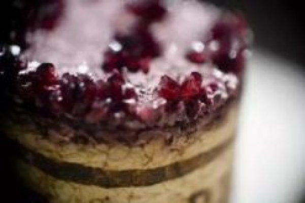 伊人网在线视频观看中的“酒石”，不是所有酒都能产生的酒中“宝石”